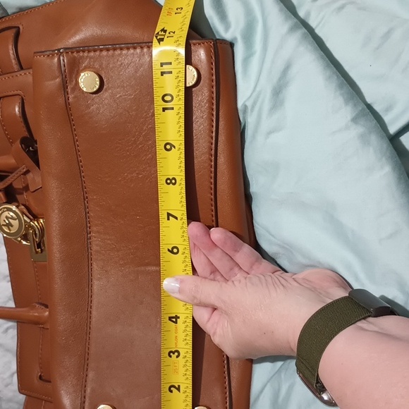 Michael Kors Hamilton Leather Satchel Handbag Caramel Brown Color - Picture 15 of 16